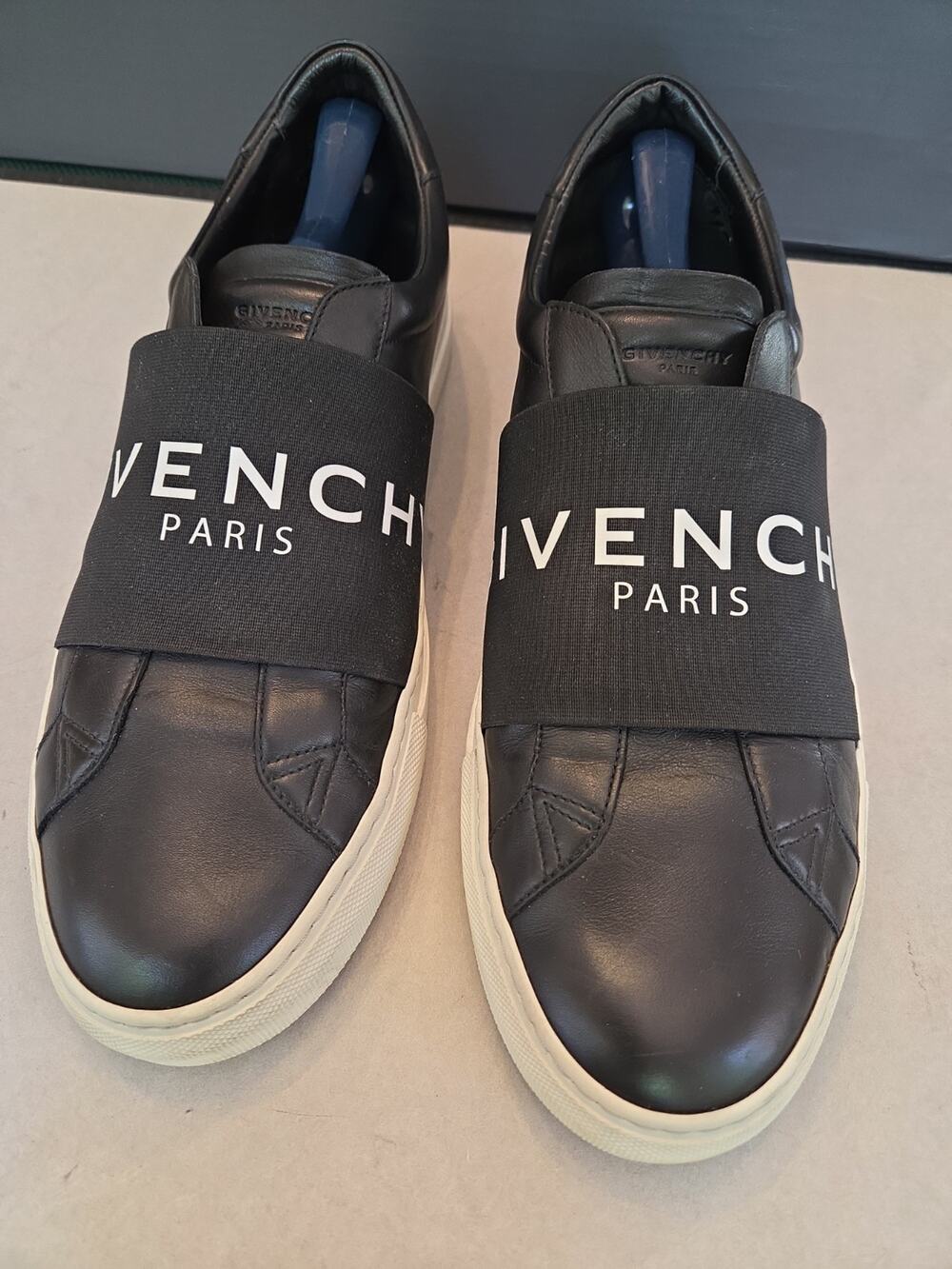 Givenchy Urban Street Logo Band Sneakers Black White SZ 45 Us12